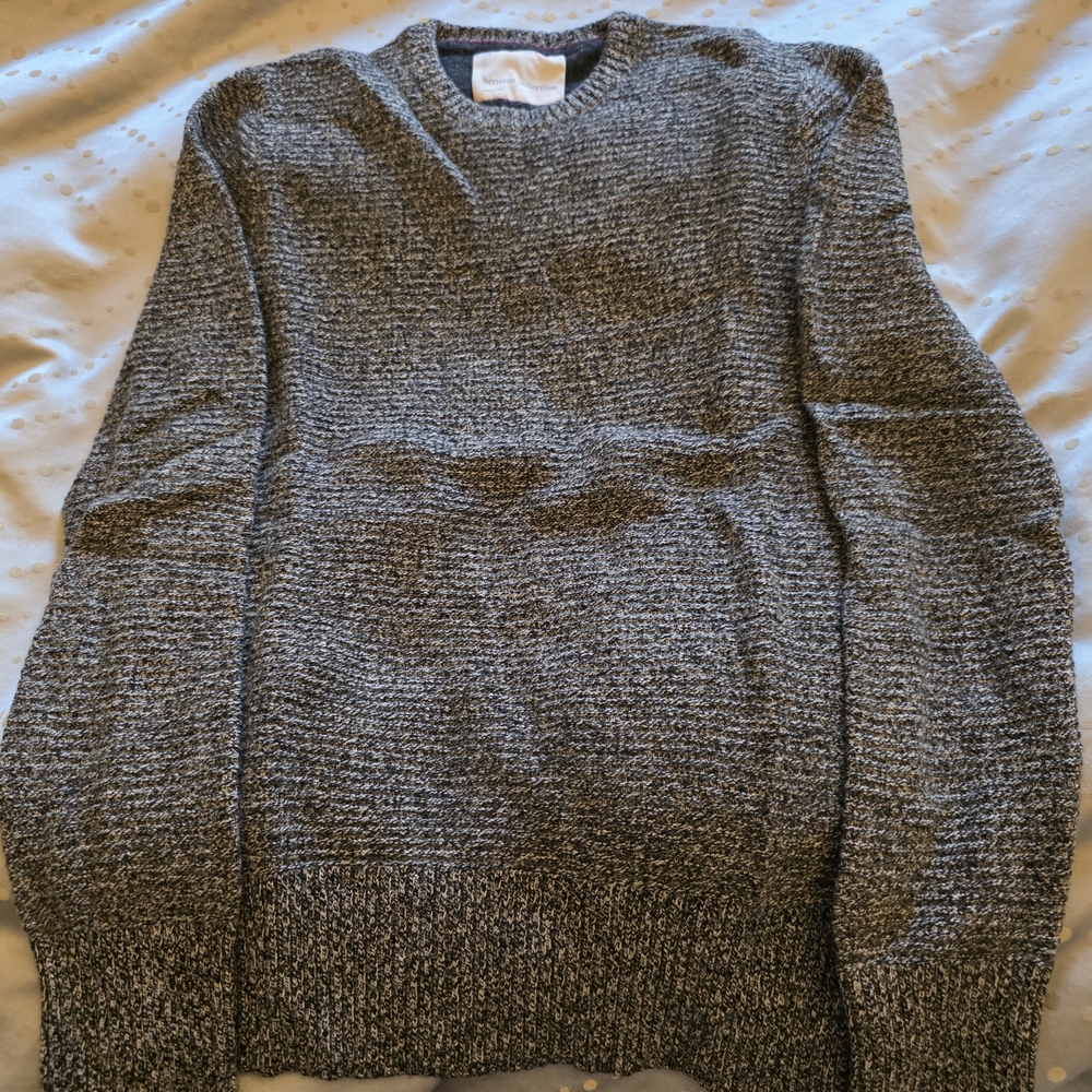 Banana Republic Men's Blue and White Crewneck Sweater